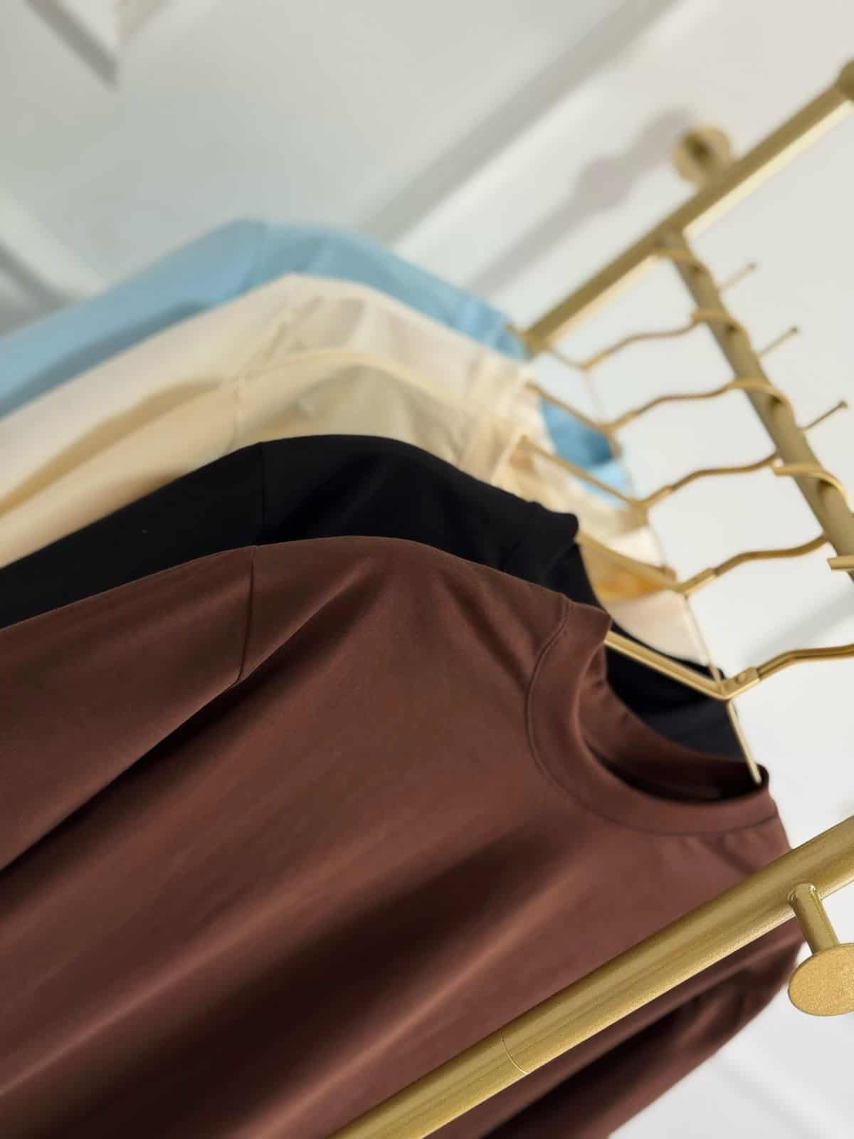 T-shirt Oversize Marron – Coupe large – Image 2