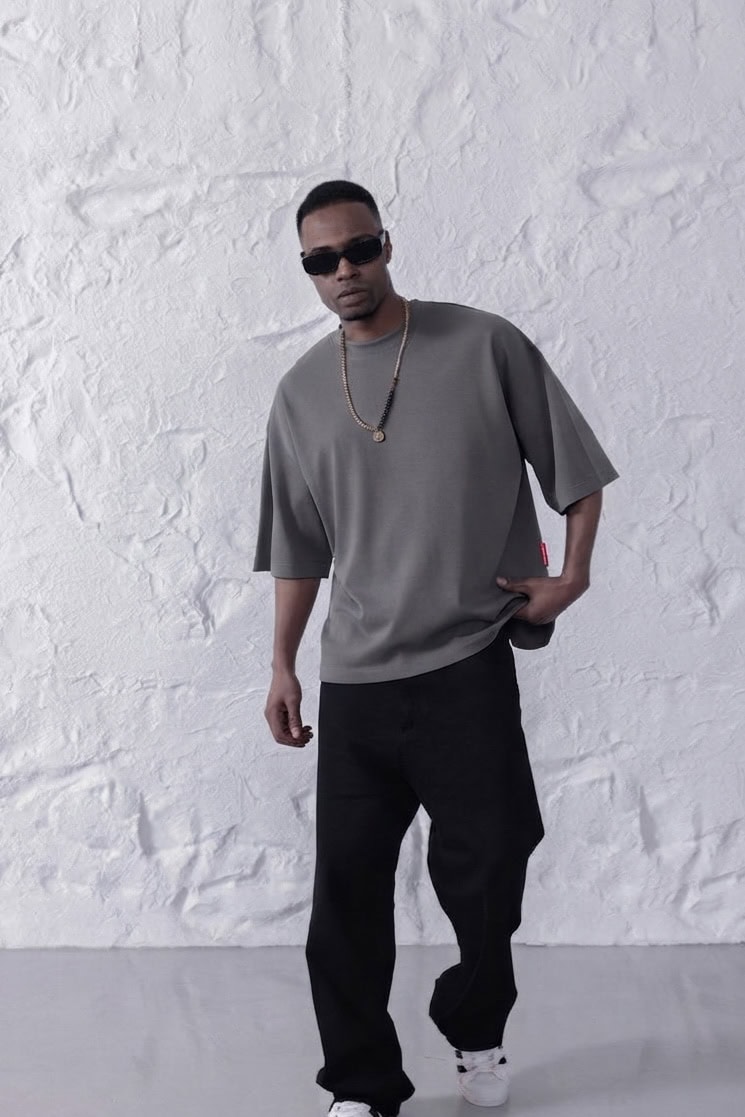 T-shirt Oversize Grise – Coupe large